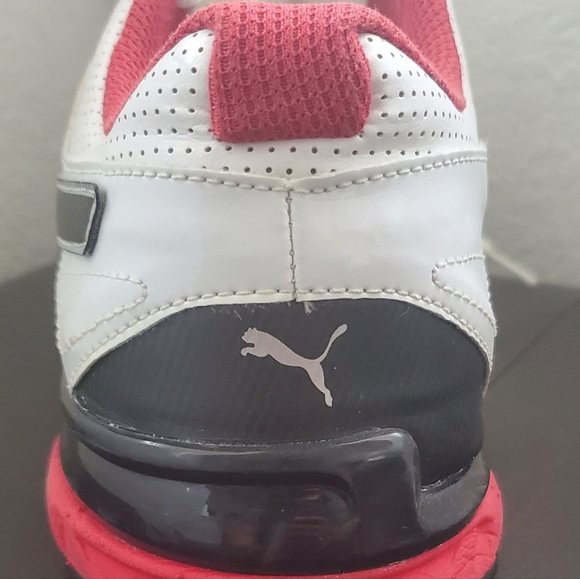 Puma  white shoes for men's size 10.5 - Picture 5 of 7